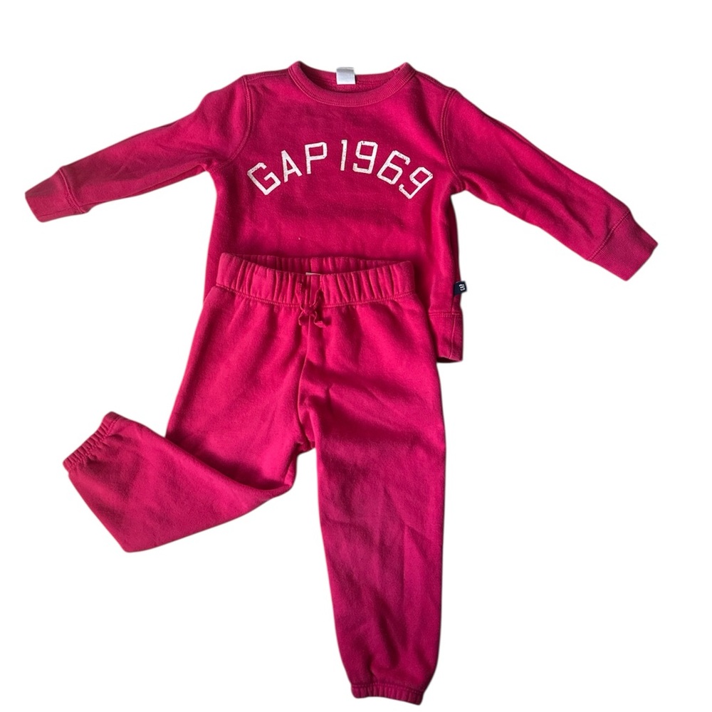 GAP Pink Baby Outfit Set
